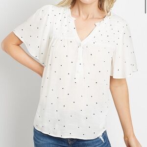 Maurices White Star Flutter Sleeve Button Front Top Small
